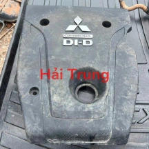 Nắp đậy trang trí mặt máy Mitsubishi Triton 2021 Tháo Xe