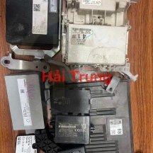 Bộ hộp điện Thân xe Toyota Hilux Tháo Xe   