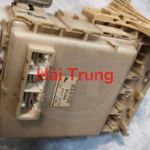 82730-52680 Hộp cầu trì thân xe Toyota Vios Tháo Xe