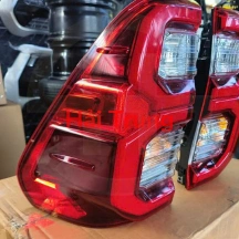 Đôi đèn hậu Toyota Hilux 2020-2025 Tháo Xe
