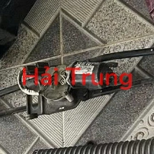 Giằng gạt mưa liên mô tơ Hyundai Santafe 2009 2010 Tháo Xe