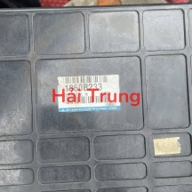 Hộp điều khiển động cơ Hộp đen ECU Mitsubishi Pajero Tháo Xe 1860B233