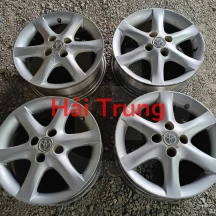 Mâm đúc Lazang Toyota Altis 15 inch Tháo Xe