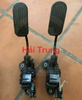 Bàn đạp chân ga, chân phanh Toyota Innova 2006-2015 Tháo Xe