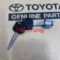 Ổ khóa cốp Phụ Toyota Camry chính hãng