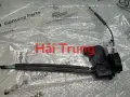 Khoá cửa sau Hyundai Tucson 2009-2013 chính hãng 814102S000 814202S000. 