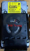Cụm sạc điện thoại không dây Kia Carnival đời 2022–2025 Tháo Xe 95560-R0100 95560R0100
