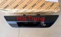 69090-0K120 Tay mở cửa thùng Toyota Hilux 2015-2020