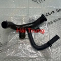 Ống chia nước van hằng nhiệt Hyundai Santafe 2009 2543027410