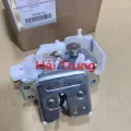 Ổ khóa ngậm cốp sau Mitsubishi Xpander chính hãng