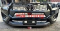 Cản trước Toyota Hilux 2025 màu Đen Tháo Xe