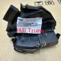 Khoá ngậm cửa sau Ford Ranger, Mazda BT50 chính hãng AB39A26413CB.   