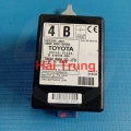 Hộp điều khiển cửa xe Toyota Yaris