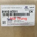 Khóa ngậm cửa sau Kia K3 2013-2016 LH chính hãng