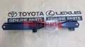 Tai cài ắc quy Toyota Hilux Fortuner 2005-2014 chính hãng 74404-0K010
