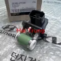 Trở quạt két nước Hyundai Sonata, Elantra, Tuson, Santafe Kia Carens Rondo chính hãng Hanon 253852Y000.