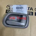 Tay mở cửa trong phải Toyota Corolla chính hãng