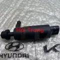 Mô tơ bơm nước rửa đèn pha Hyundai Tucson 2015-2021 chính hãng 985103F200 