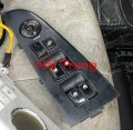 Công tắc lên xuống kính tổng Hyundai Avante 2011-2014 Tháo Xe