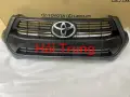 Mặt ca lăng Toyota Hilux