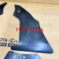 Bộ chắn bùn vách Lexus GX470 2003-2009