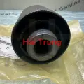 Cao su bệ đỡ giảm xóc sau Hyundai Sonata 2009-2014 chính hãng 552153R000(1)