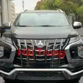 Mặt ca lăng độ Pajero Sport 