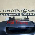 Tay mở cửa ngoài Toyota Camry 1995 Đài Loan.