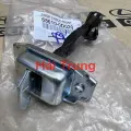 Hạn chế cửa Toyota Vios 2005-2019 chính hãng 68610-0D020.   