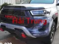 Ốp capo Toyota Hilux Revolver 2021
