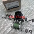 Trở quạt két nước Hyundai Sonata, Elantra, Tuson, Santafe Kia Carens Rondo chính hãng Hanon 253852Y000.