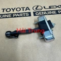 Hạn chế cánh cửa Toyota Land Cruiser Prado 2002-2007. 