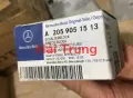 Công tắc lên xuống kính đơn Mercedes C300 W205 A2059051513.  