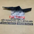 Ốp nhựa góc chân kính chắn gió Toyota Fortuner chính hãng