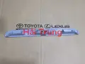 Ốp mở cốp Toyota Corolla chính hãng