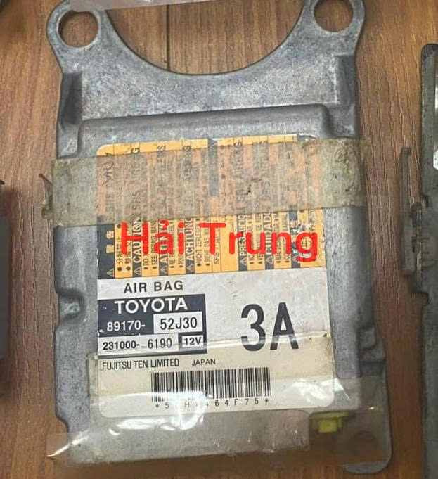 Hộp điều khiển túi khí Toyota Aqua 2013 Tháo Xe