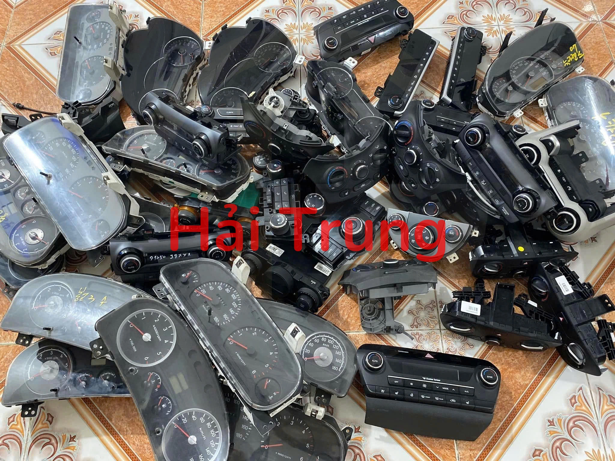 Tháo xe Đồng hồ táp lô Porter, Bongo, Starex