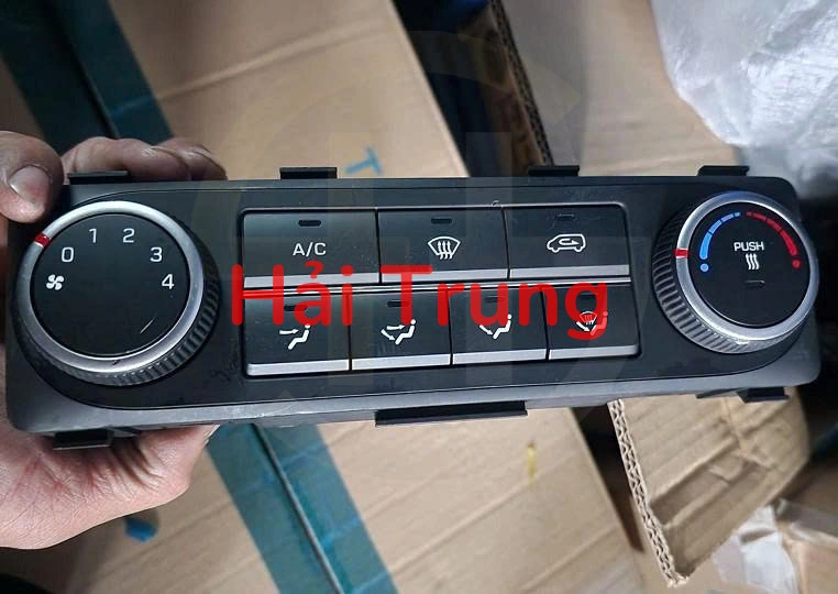 Cụm công tắc điều khiển điều hòa AC Hyundai Solati Tháo Xe