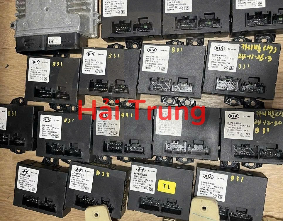 95470D3100 Hộp điều khiển mở cốp Hyundai Tucson 2015-2020 Tháo Xe