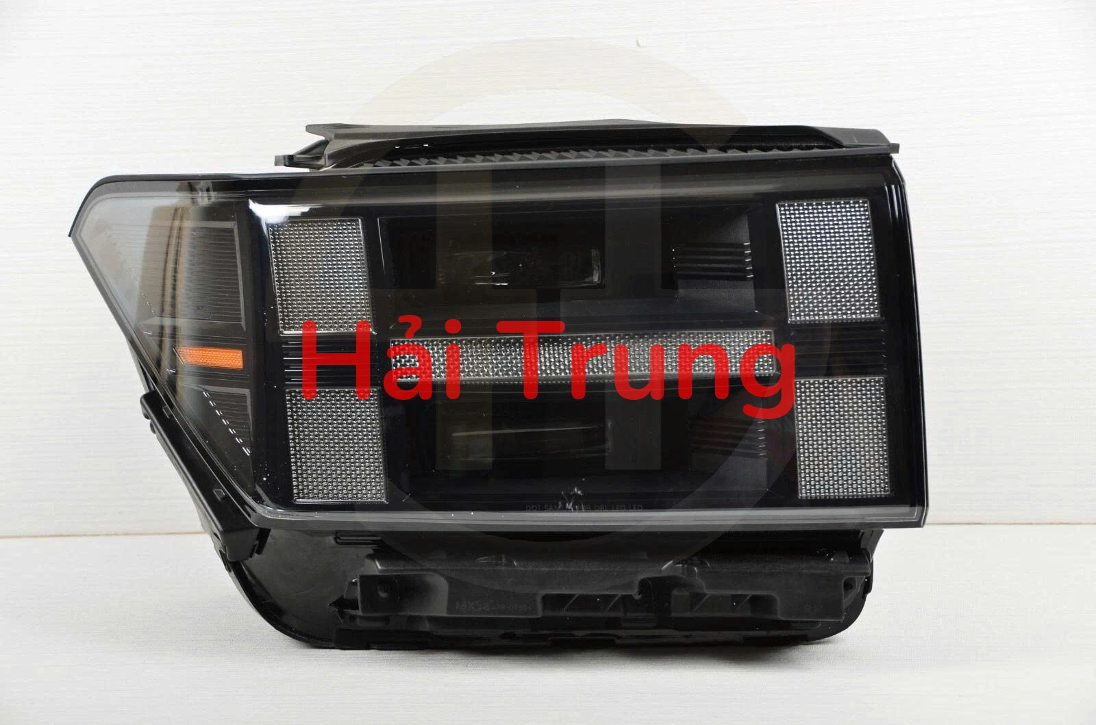 Đèn pha Hyundai Santafe 2024 2025