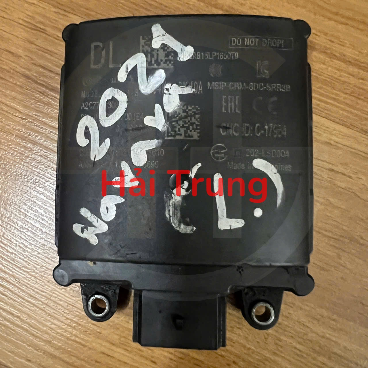 Hộp Radar trước Nissan Navara 2021-2025 Tháo Xe