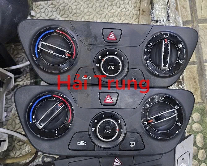 Bảng điều khiển công tắc điều hòa AC Hyundai Accent 2018-2023