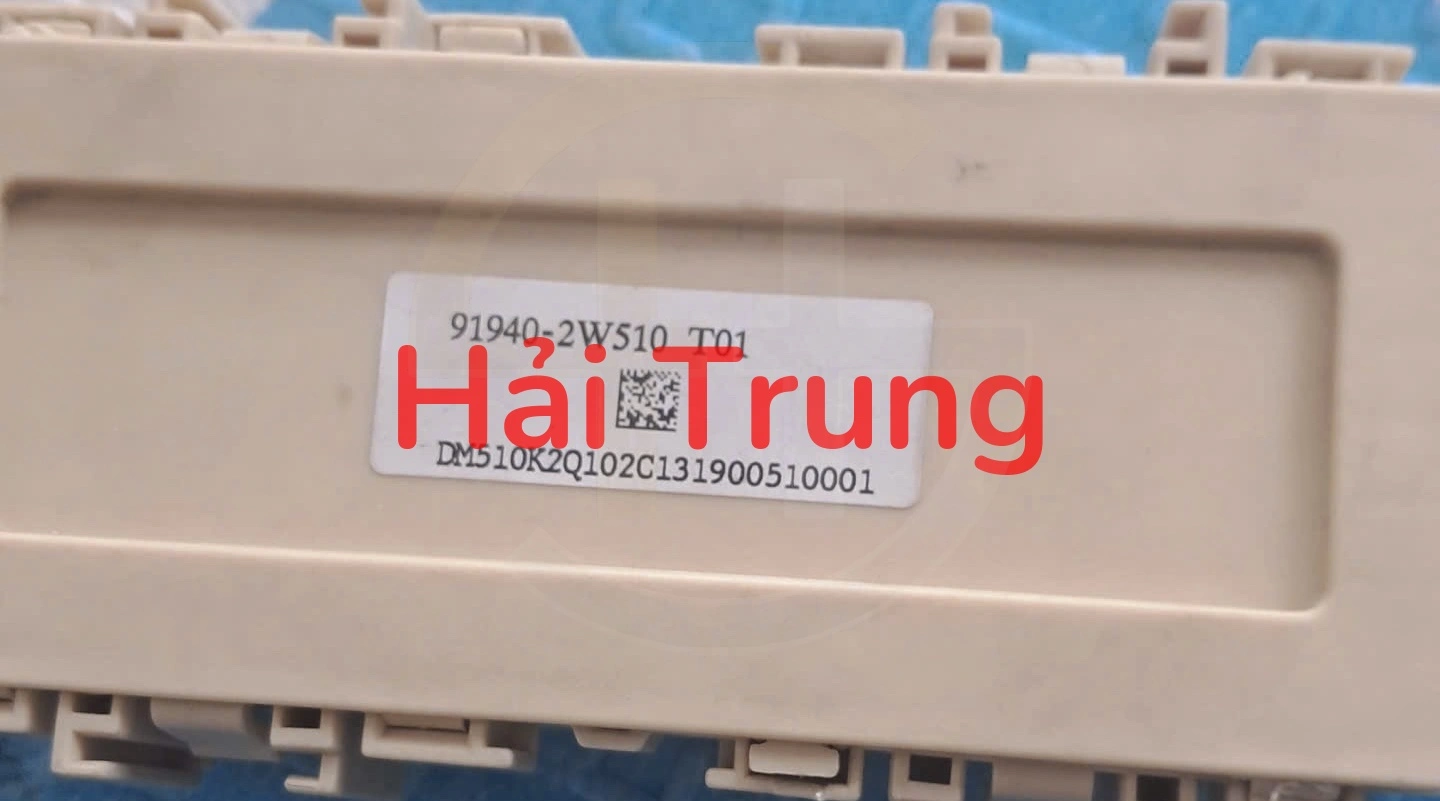 Hộp cầu trì Hyundai Santafe Tháo Xe 91940-2W510