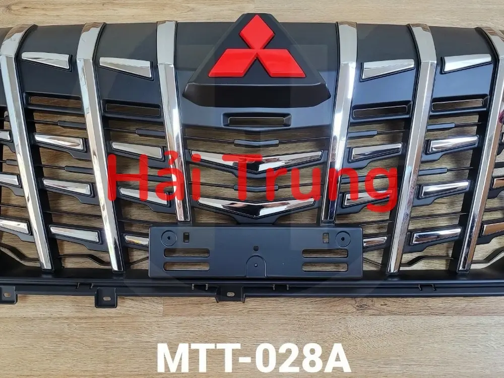 Mặt ca lăng độ Mitsubishi Triton 2019 