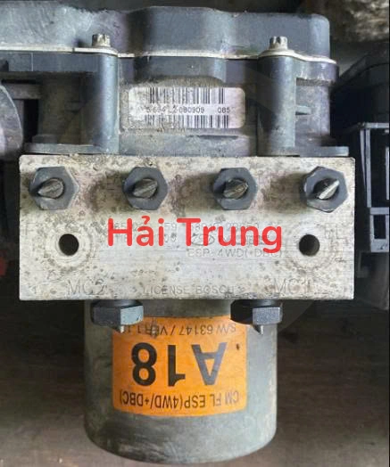 589102B650 Tháo xe Cụm ABS Hyundai Santafe 2010-2012