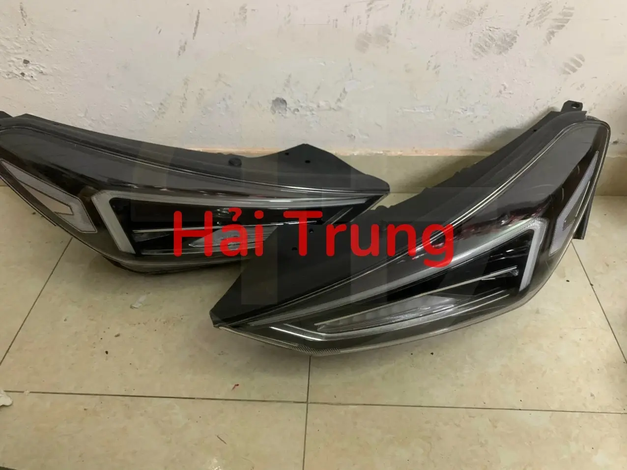 Đèn pha Hyundai Tucson chính hãng