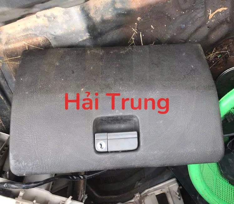Nắp cốp phụ dưới Honda Accord 1990-1997 Tháo Xe