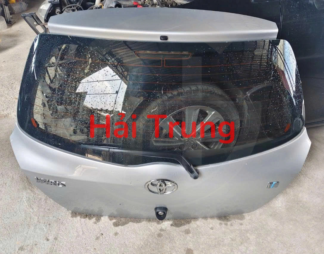 Cốp sau liền cụm Toyota Yaris Tháo Xe
