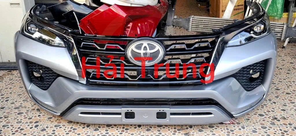 Cản trước tổng thành Toyota Fortuner 2021 2022 2023 Tháo Xe