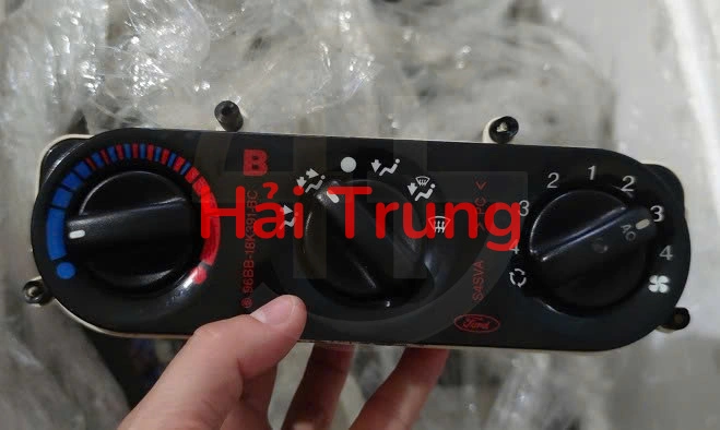 Tháo xe bảng điều khiển công tắc điều hòa Ac Ford Mondeo 1998